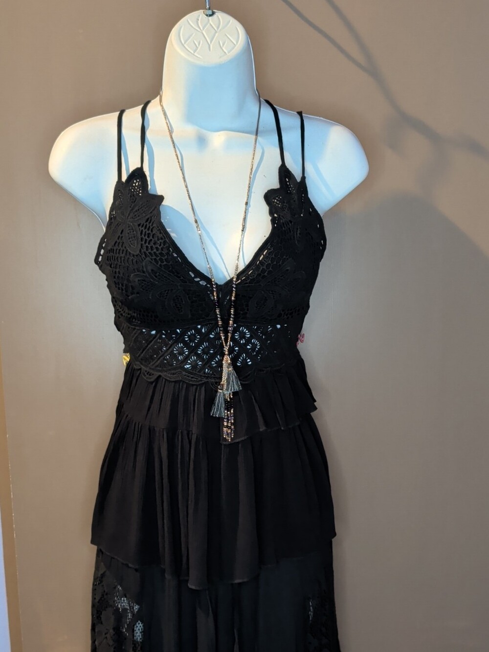 Black Crochet-Detail Tiered Women's Tank Top